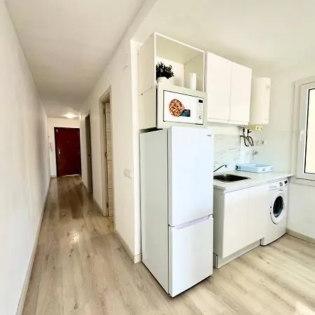 Apartsalou Barbastre Apartamento *